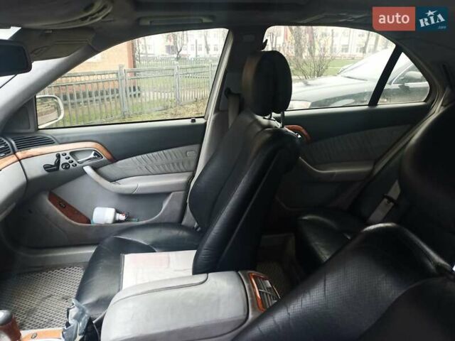 Серый Мерседес С Класс, объемом двигателя 3.22 л и пробегом 450 тыс. км за 4600 $, фото 1 на Automoto.ua