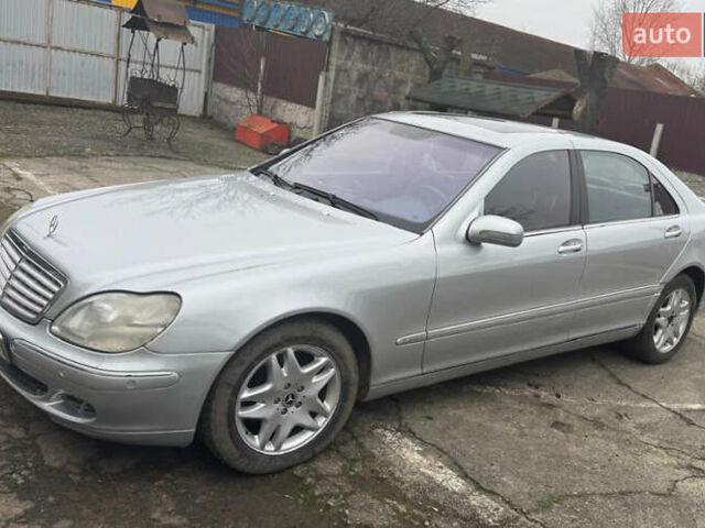 Серый Мерседес С Класс, объемом двигателя 4 л и пробегом 520 тыс. км за 5500 $, фото 1 на Automoto.ua