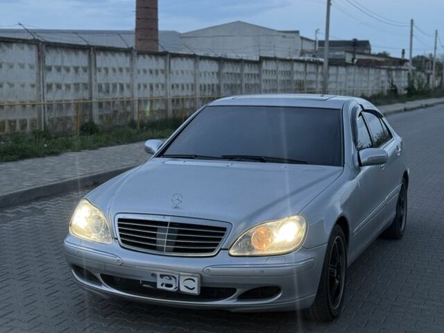 Серый Мерседес С Класс, объемом двигателя 4.3 л и пробегом 350 тыс. км за 6200 $, фото 21 на Automoto.ua