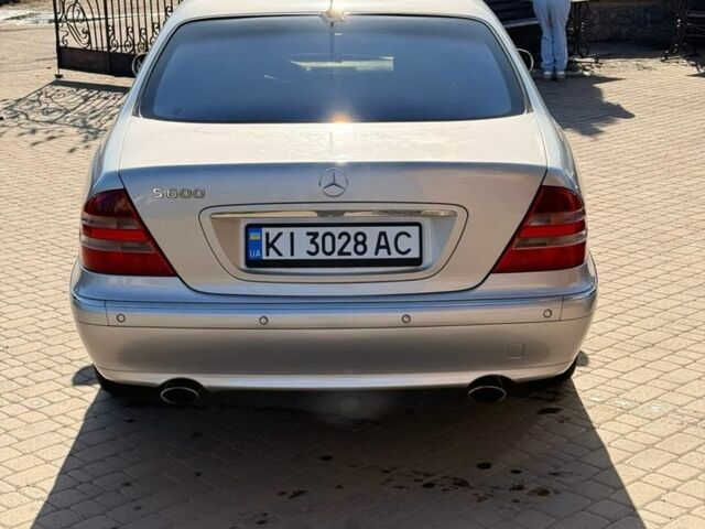 Сірий Мерседес С Клас, об'ємом двигуна 6 л та пробігом 223 тис. км за 4700 $, фото 2 на Automoto.ua