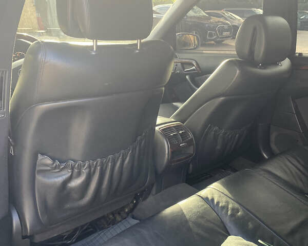 Серый Мерседес С Класс, объемом двигателя 3.22 л и пробегом 370 тыс. км за 5000 $, фото 11 на Automoto.ua