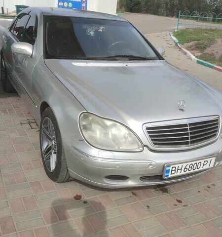 Сірий Мерседес С Клас, об'ємом двигуна 4.3 л та пробігом 400 тис. км за 3300 $, фото 2 на Automoto.ua