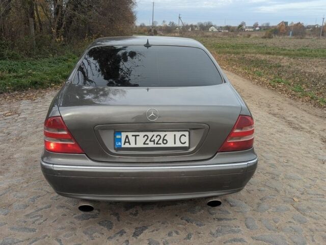 Серый Мерседес С Класс, объемом двигателя 3.2 л и пробегом 300 тыс. км за 2450 $, фото 3 на Automoto.ua