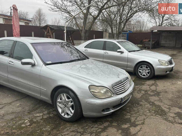 Серый Мерседес С Класс, объемом двигателя 4 л и пробегом 520 тыс. км за 5500 $, фото 3 на Automoto.ua