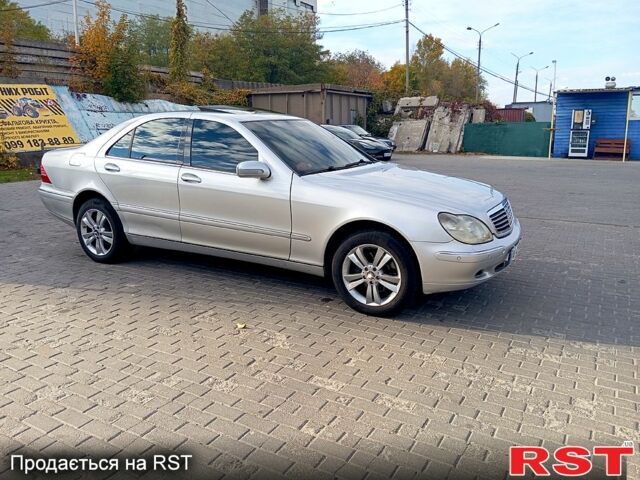 Сірий Мерседес С Клас, об'ємом двигуна 3.2 л та пробігом 415 тис. км за 5300 $, фото 2 на Automoto.ua