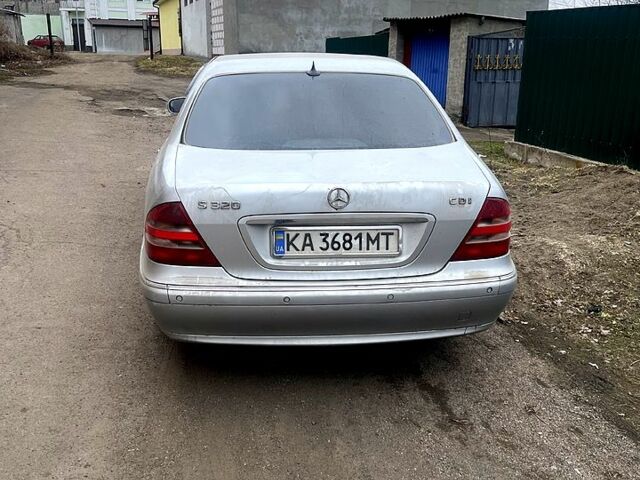 Сірий Мерседес С Клас, об'ємом двигуна 3.2 л та пробігом 320 тис. км за 6500 $, фото 3 на Automoto.ua