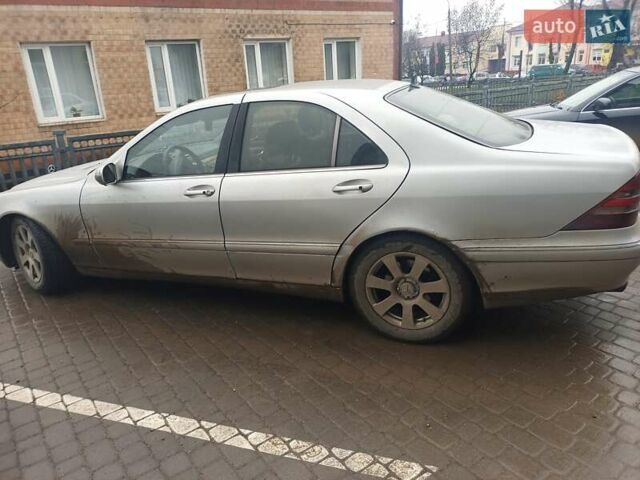 Серый Мерседес С Класс, объемом двигателя 3.22 л и пробегом 450 тыс. км за 4600 $, фото 9 на Automoto.ua