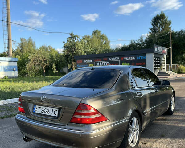 Серый Мерседес С Класс, объемом двигателя 3.2 л и пробегом 350 тыс. км за 3500 $, фото 6 на Automoto.ua