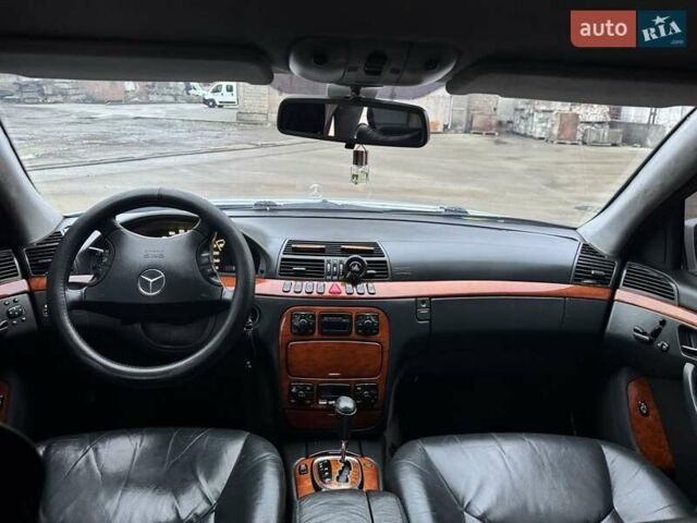 Сірий Мерседес С Клас, об'ємом двигуна 3.2 л та пробігом 465 тис. км за 5300 $, фото 3 на Automoto.ua