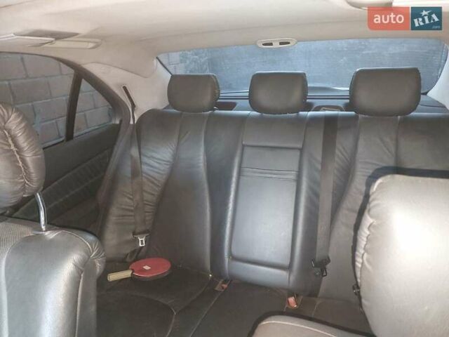 Мерседес С Класс 2001 в Полтаве на Automoto.ua Серый Мерседес С Класс, объемом двигателя 3.22 л и пробегом 340 тыс. км за 6000 $, фото 6 на Automoto.ua