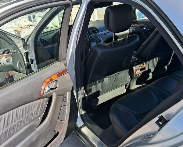 Сірий Мерседес С Клас, об'ємом двигуна 3.22 л та пробігом 320 тис. км за 5300 $, фото 8 на Automoto.ua