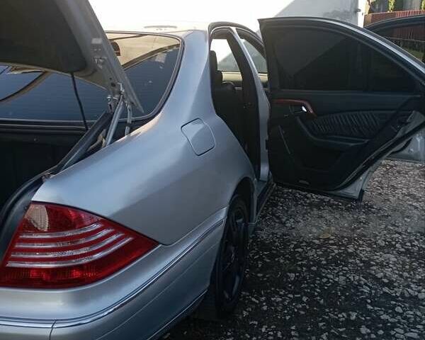 Сірий Мерседес С Клас, об'ємом двигуна 3.2 л та пробігом 350 тис. км за 4500 $, фото 9 на Automoto.ua