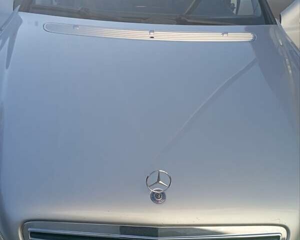 Сірий Мерседес С Клас, об'ємом двигуна 3.2 л та пробігом 350 тис. км за 4500 $, фото 14 на Automoto.ua