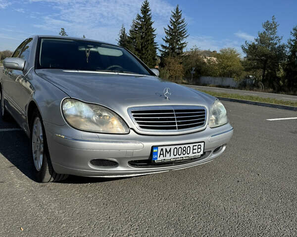 Серый Мерседес С Класс, объемом двигателя 3.2 л и пробегом 330 тыс. км за 5500 $, фото 2 на Automoto.ua