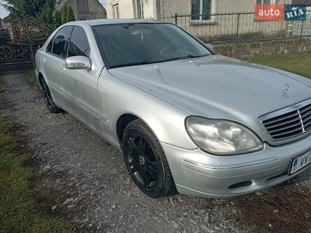 Сірий Мерседес С Клас, об'ємом двигуна 3.2 л та пробігом 350 тис. км за 4500 $, фото 21 на Automoto.ua