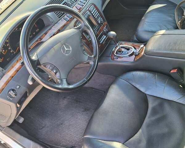 Сірий Мерседес С Клас, об'ємом двигуна 3.22 л та пробігом 320 тис. км за 5300 $, фото 4 на Automoto.ua