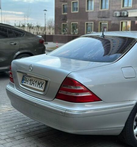 Серый Мерседес С Класс, объемом двигателя 3.2 л и пробегом 380 тыс. км за 6500 $, фото 6 на Automoto.ua