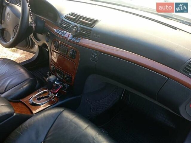 Сірий Мерседес С Клас, об'ємом двигуна 3.2 л та пробігом 350 тис. км за 4500 $, фото 10 на Automoto.ua