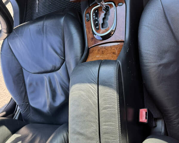 Серый Мерседес С Класс, объемом двигателя 3.2 л и пробегом 330 тыс. км за 5500 $, фото 35 на Automoto.ua