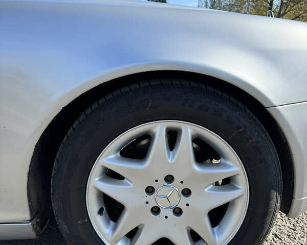 Серый Мерседес С Класс, объемом двигателя 3.2 л и пробегом 330 тыс. км за 5500 $, фото 16 на Automoto.ua