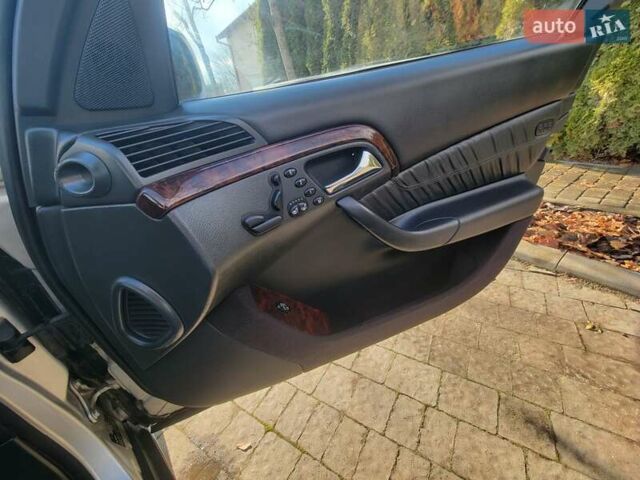 Сірий Мерседес С Клас, об'ємом двигуна 3.2 л та пробігом 300 тис. км за 4300 $, фото 37 на Automoto.ua