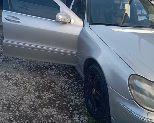 Сірий Мерседес С Клас, об'ємом двигуна 3.2 л та пробігом 350 тис. км за 4500 $, фото 11 на Automoto.ua