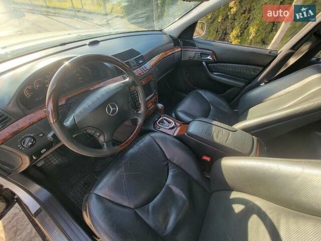 Сірий Мерседес С Клас, об'ємом двигуна 3.2 л та пробігом 300 тис. км за 4300 $, фото 22 на Automoto.ua
