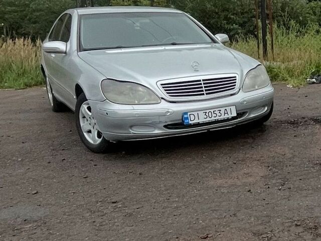 Сірий Мерседес С Клас, об'ємом двигуна 3.2 л та пробігом 500 тис. км за 4500 $, фото 5 на Automoto.ua