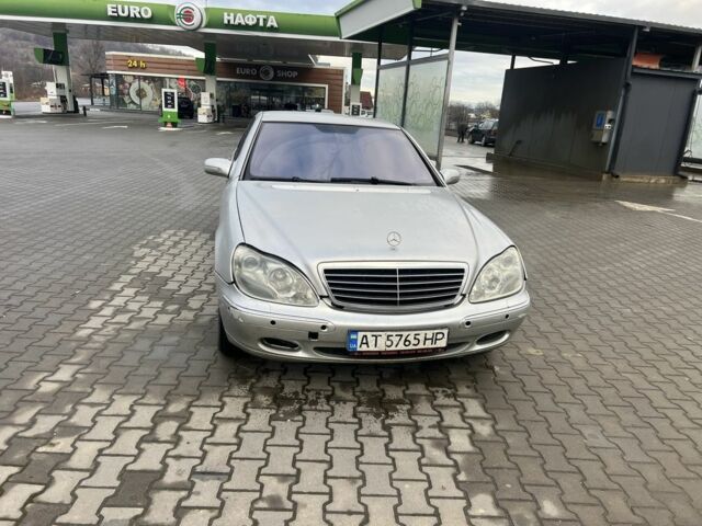 Сірий Мерседес С Клас, об'ємом двигуна 3.2 л та пробігом 300 тис. км за 3750 $, фото 1 на Automoto.ua