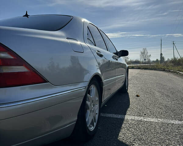 Серый Мерседес С Класс, объемом двигателя 3.2 л и пробегом 330 тыс. км за 5500 $, фото 19 на Automoto.ua