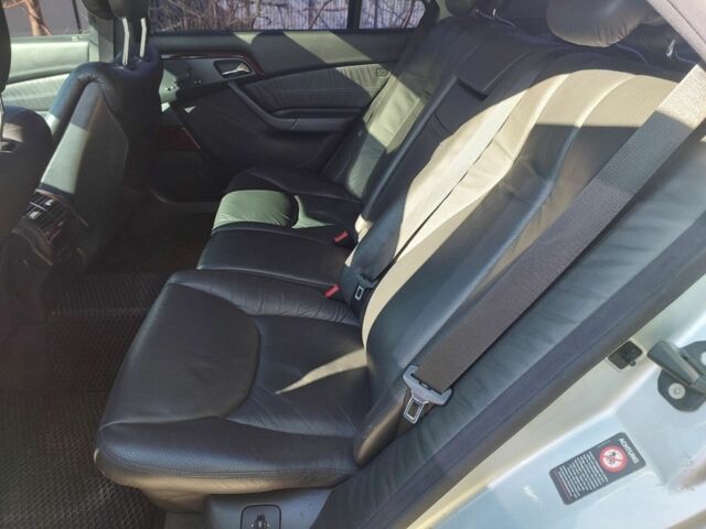 Серый Мерседес С Класс, объемом двигателя 6 л и пробегом 200 тыс. км за 3200 $, фото 7 на Automoto.ua