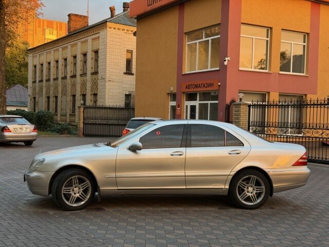 Сірий Мерседес С Клас, об'ємом двигуна 3.2 л та пробігом 230 тис. км за 6016 $, фото 3 на Automoto.ua