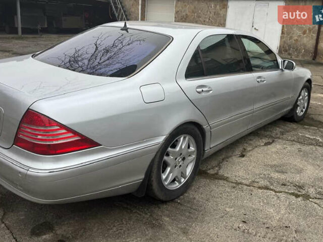 Сірий Мерседес С Клас, об'ємом двигуна 5 л та пробігом 420 тис. км за 6000 $, фото 4 на Automoto.ua