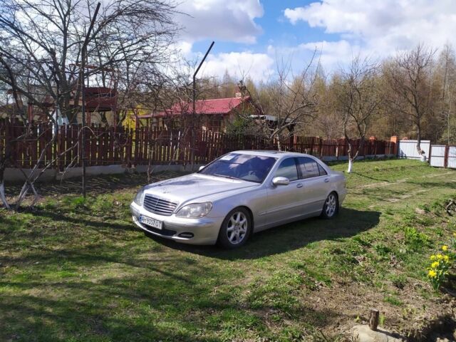 Сірий Мерседес С Клас, об'ємом двигуна 3.7 л та пробігом 237 тис. км за 5316 $, фото 19 на Automoto.ua