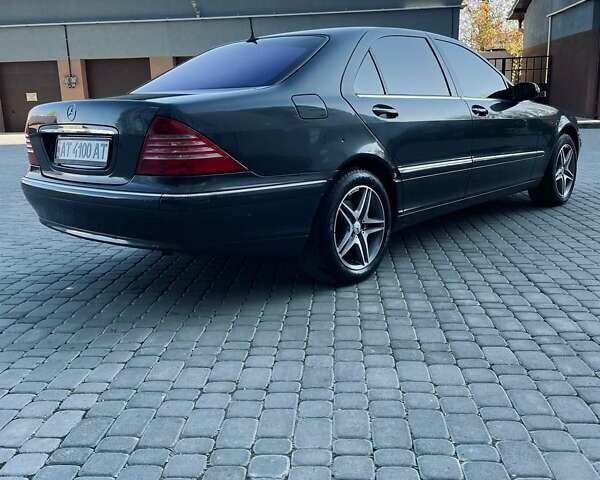 Серый Мерседес С Класс, объемом двигателя 5 л и пробегом 288 тыс. км за 7000 $, фото 3 на Automoto.ua