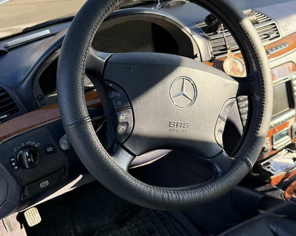 Сірий Мерседес С Клас, об'ємом двигуна 3.22 л та пробігом 258 тис. км за 9500 $, фото 34 на Automoto.ua