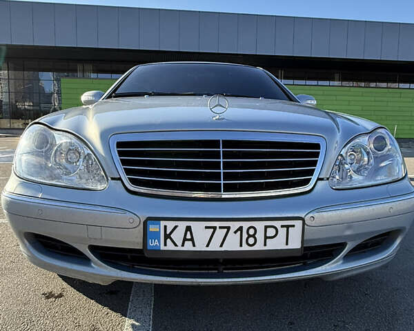 Сірий Мерседес С Клас, об'ємом двигуна 3.22 л та пробігом 258 тис. км за 9500 $, фото 19 на Automoto.ua