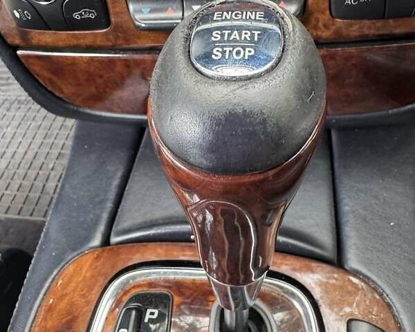 Сірий Мерседес С Клас, об'ємом двигуна 5 л та пробігом 270 тис. км за 5999 $, фото 23 на Automoto.ua