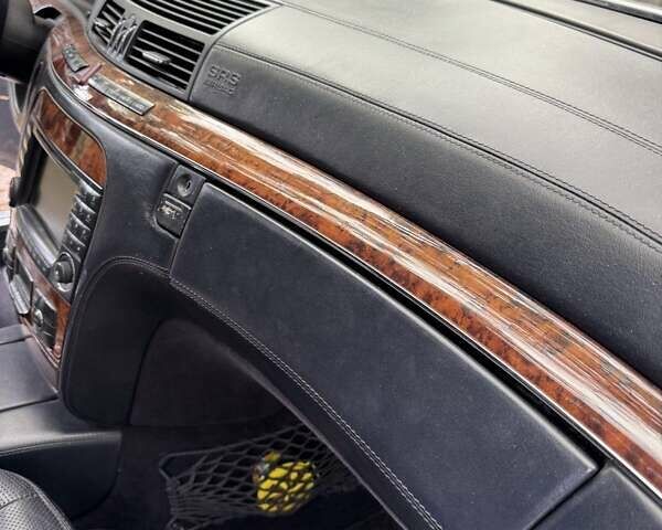 Сірий Мерседес С Клас, об'ємом двигуна 5 л та пробігом 270 тис. км за 5999 $, фото 14 на Automoto.ua