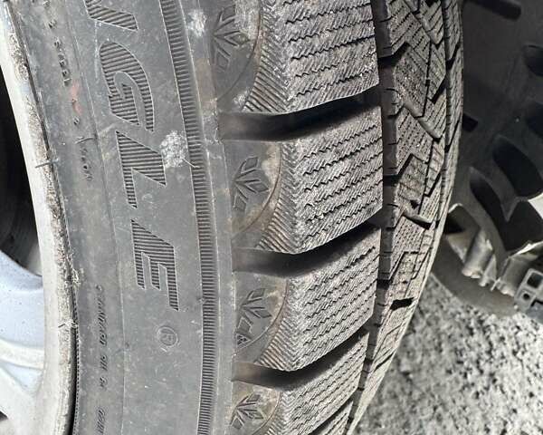 Сірий Мерседес С Клас, об'ємом двигуна 5 л та пробігом 270 тис. км за 5999 $, фото 27 на Automoto.ua