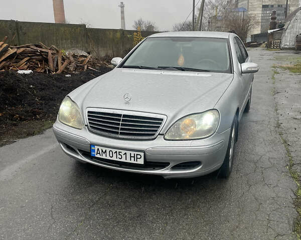 Серый Мерседес С Класс, объемом двигателя 3.2 л и пробегом 360 тыс. км за 7400 $, фото 12 на Automoto.ua
