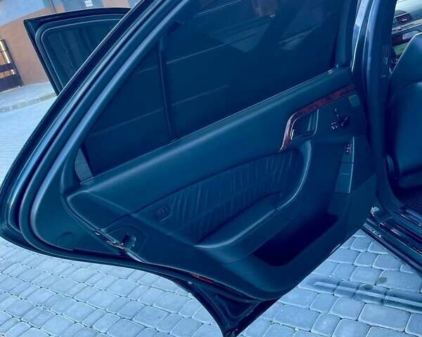 Серый Мерседес С Класс, объемом двигателя 5 л и пробегом 289 тыс. км за 7000 $, фото 24 на Automoto.ua