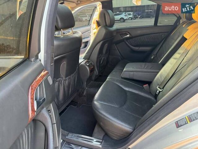 Серый Мерседес С Класс, объемом двигателя 4 л и пробегом 320 тыс. км за 6000 $, фото 15 на Automoto.ua