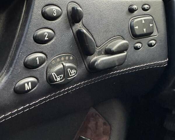 Сірий Мерседес С Клас, об'ємом двигуна 5 л та пробігом 270 тис. км за 5999 $, фото 24 на Automoto.ua