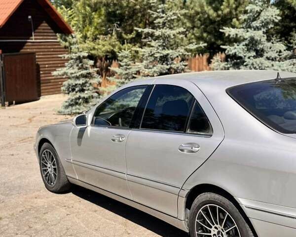 Сірий Мерседес С Клас, об'ємом двигуна 3.22 л та пробігом 457 тис. км за 7200 $, фото 6 на Automoto.ua