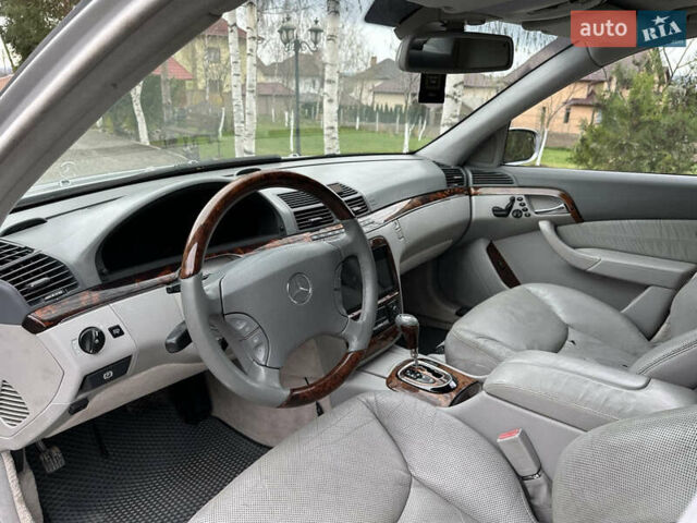 Серый Мерседес С Класс, объемом двигателя 4.97 л и пробегом 301 тыс. км за 6400 $, фото 5 на Automoto.ua