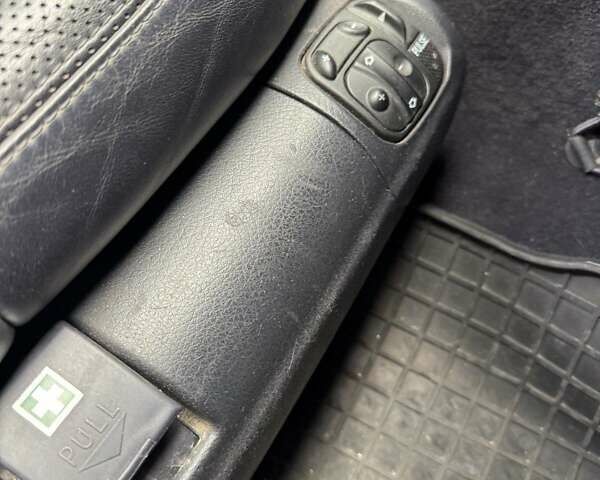 Сірий Мерседес С Клас, об'ємом двигуна 5 л та пробігом 270 тис. км за 5999 $, фото 17 на Automoto.ua