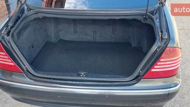 Сірий Мерседес С Клас, об'ємом двигуна 4.97 л та пробігом 288 тис. км за 6800 $, фото 35 на Automoto.ua