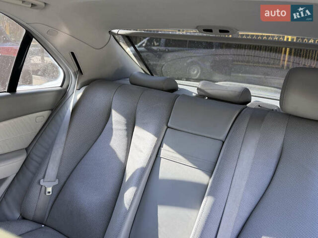 Серый Мерседес С Класс, объемом двигателя 5 л и пробегом 299 тыс. км за 6900 $, фото 10 на Automoto.ua