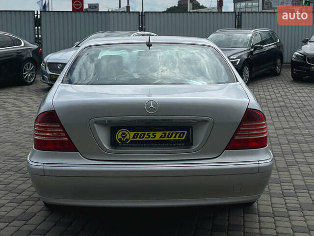 Мерседес С Класс 2004 в Мукачеве на Automoto.ua Серый Мерседес С Класс, объемом двигателя 3.2 л и пробегом 308 тыс. км за 10999 $, фото 5 на Automoto.ua